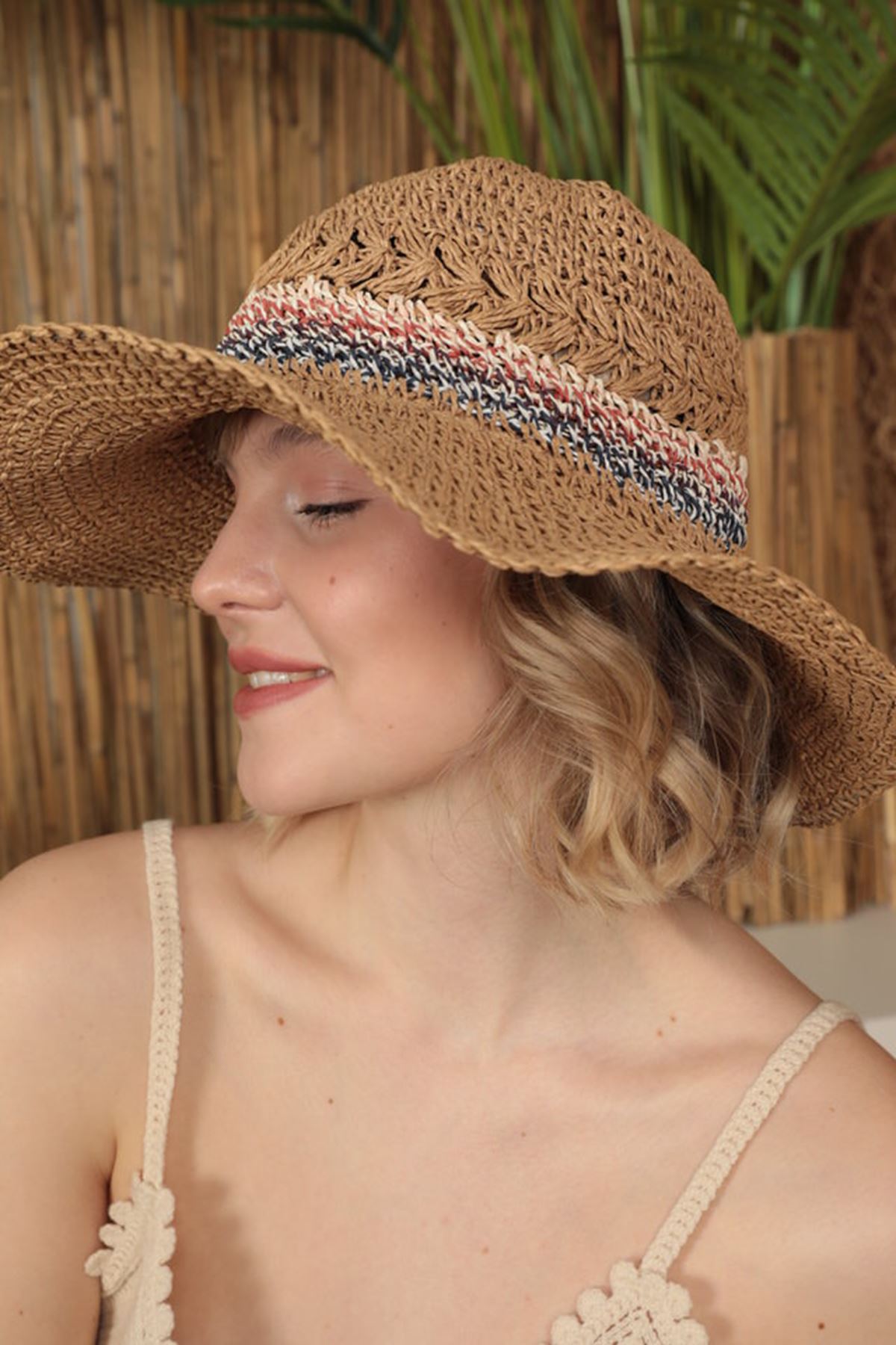 El Örgüsü Kadın Hasır Şapka-Camel