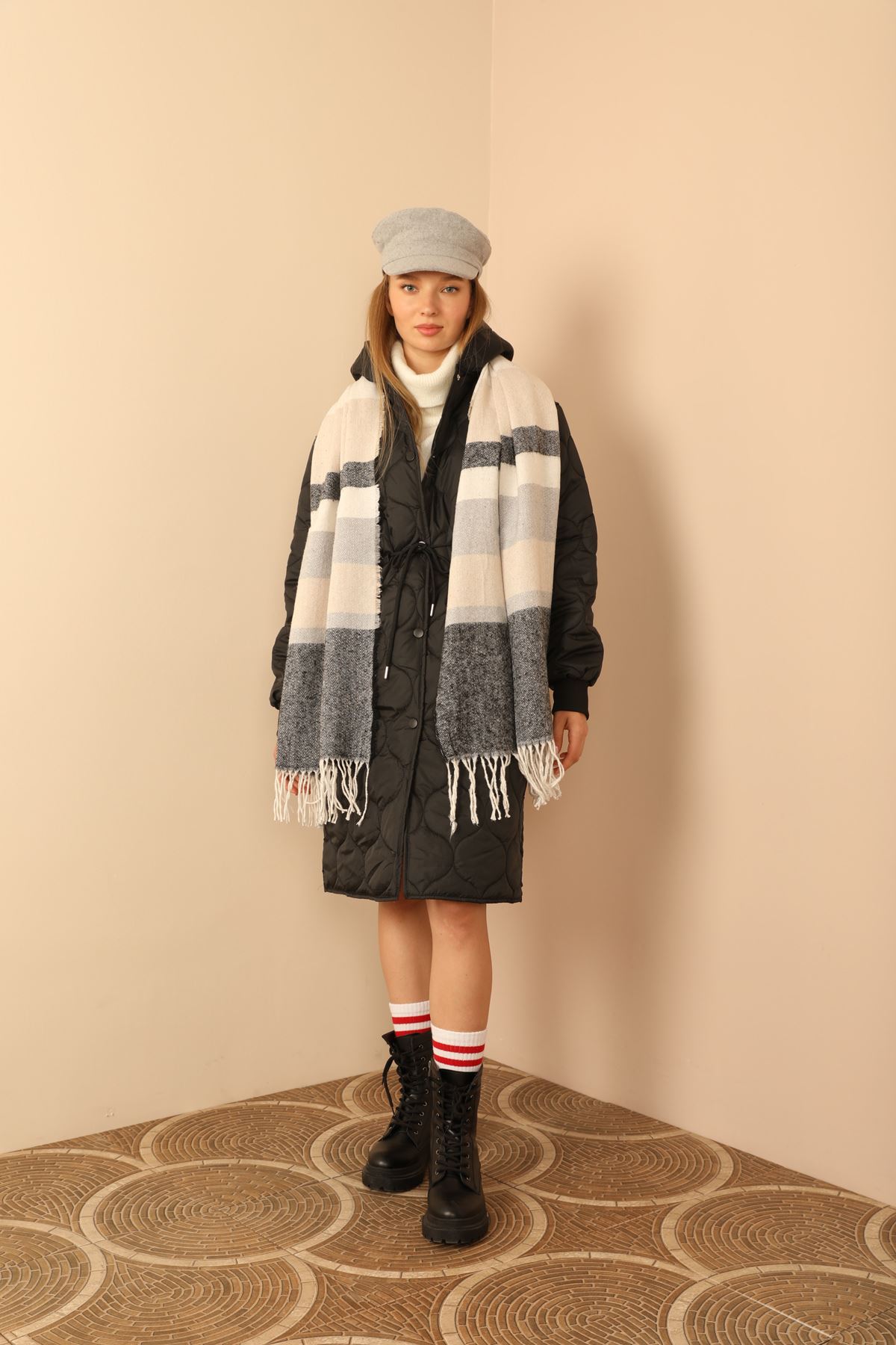 Yumuşak Dokulu Karma Desenli Kadın Antrasit Omuz Şal Atkı