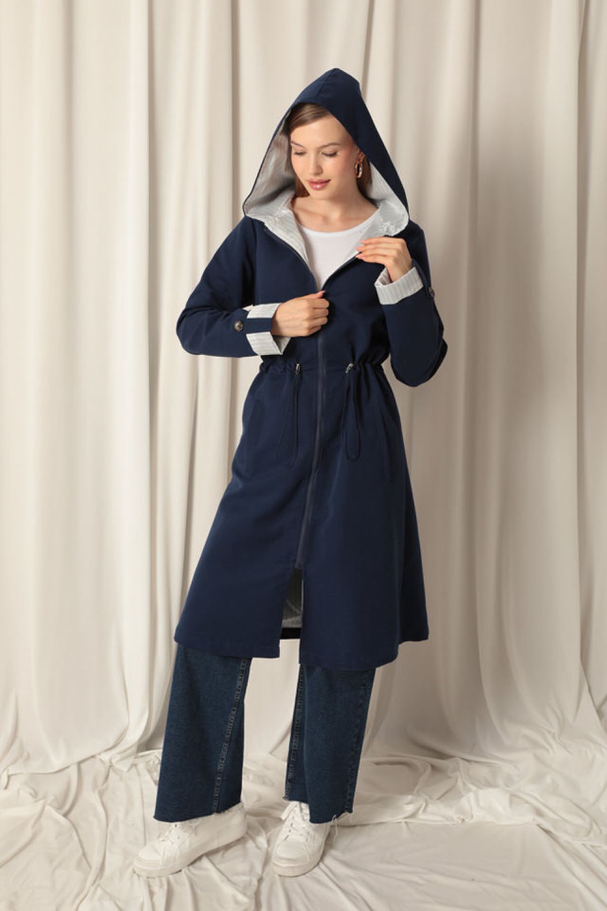 Torino Fabric Striped Hooded Women's Navy Blue Raincoat