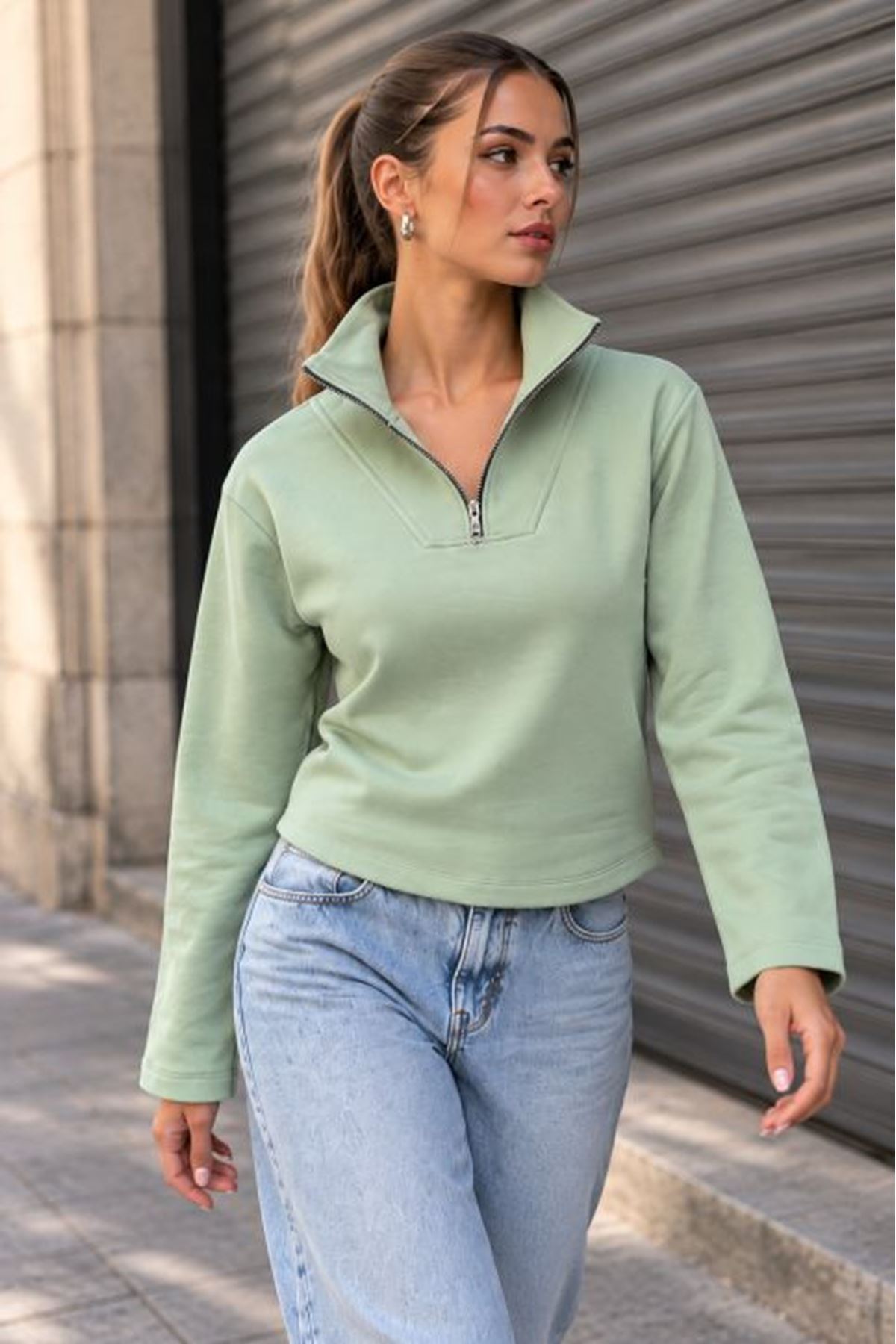 Üç İplik Kumaş Kadın Fermaurlı Sweat-Yeşil