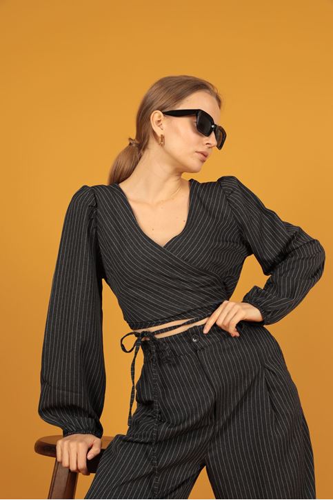 Çizgili Anvelop Bluz Bol Paça Pantolon Takım-Siyah