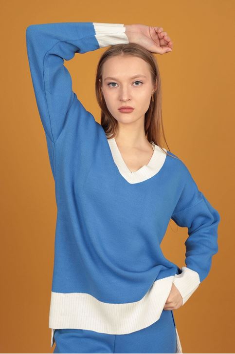 V Yaka Kadın Triko Takım-Saks