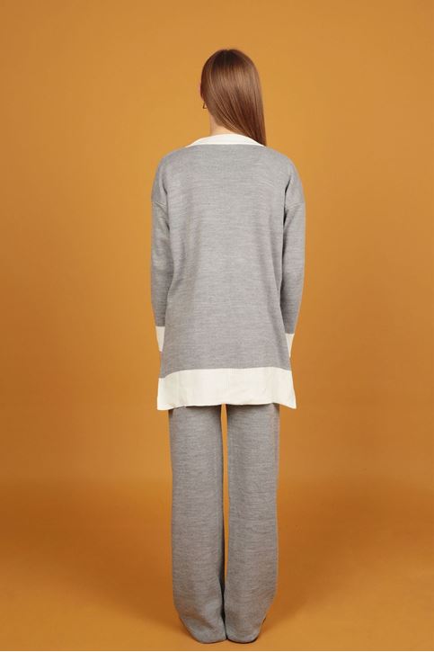 V Yaka Kadın Triko Takım-Gri