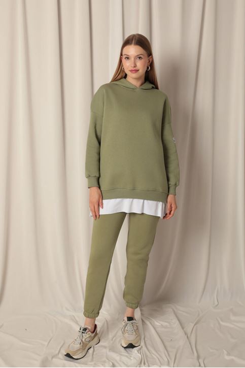 Женский свитшот цвета хаки с капюшоном из трех видов пряжи