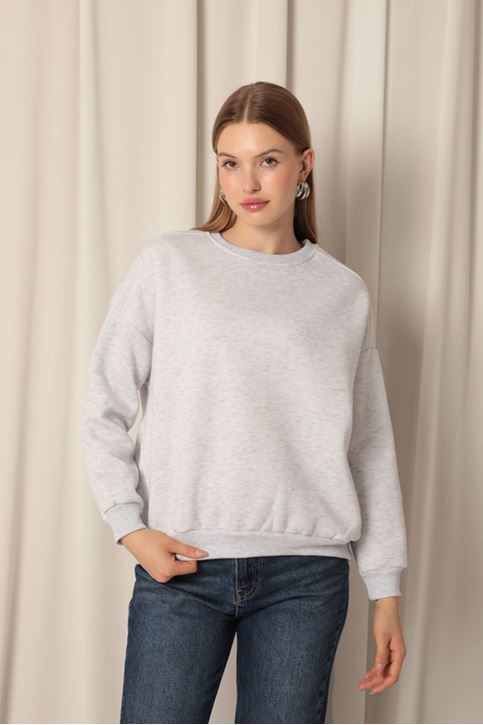 Женские серые свитшоты из трех видов пряжи с нулевым воротником