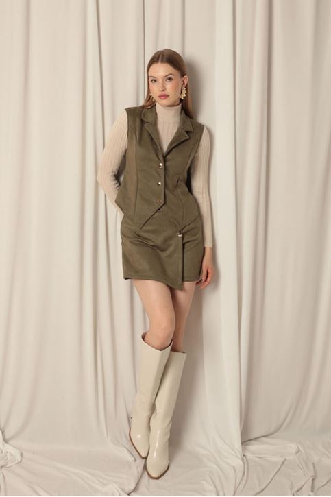 Женский жилет из замшевой ткани цвета хаки