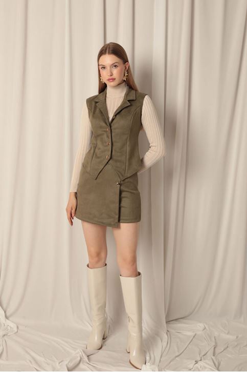 سترة كاكي نسائية من نسيج الجلد السويدي