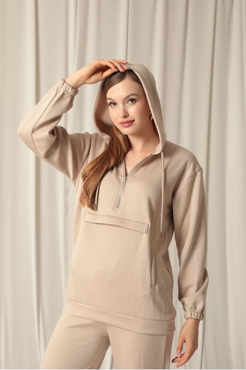 بدلة رياضية نسائية من القماش المشروط بسحاب