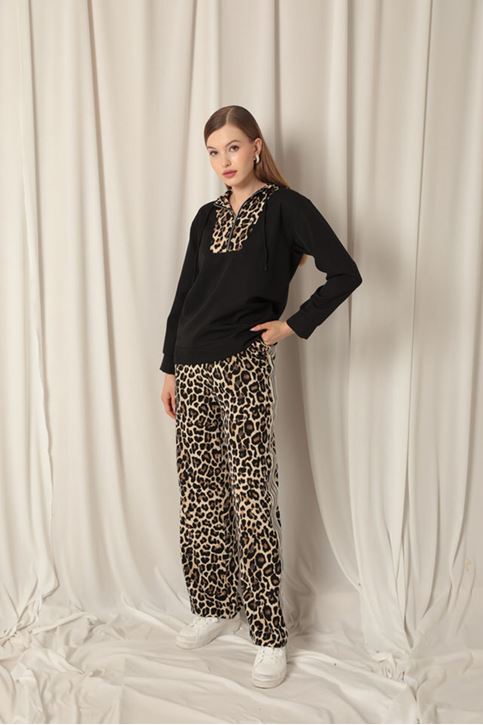 بدلة الفهد النسائية من القماش المنسوج