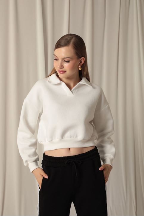  Короткий женский свитшот цвета экрю 