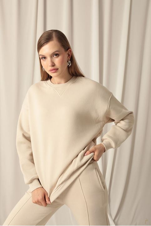  Женский бежевый свитшот с нулевым воротником 