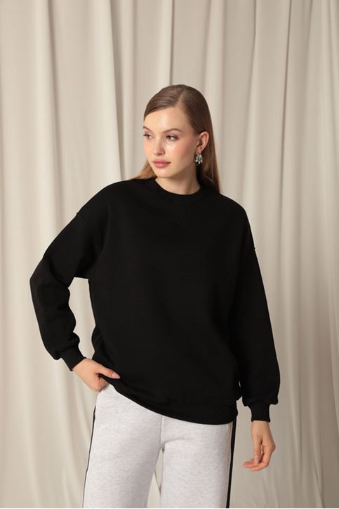  Женский черный свитшот с нулевым воротником 