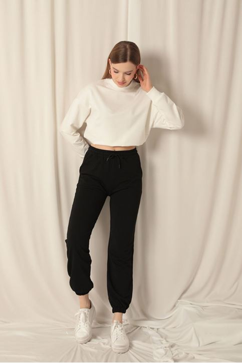 Women's Black Tracksuit with Elastic Legs and Two Thread Fabric