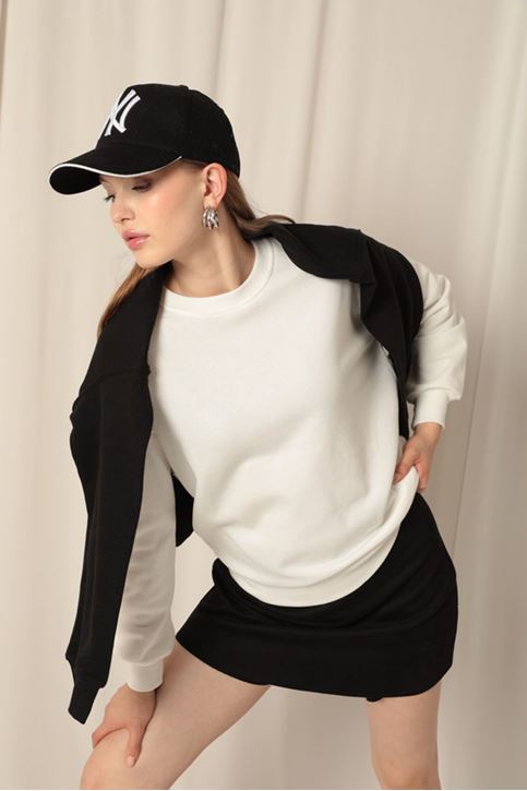  Женский свитшот цвета экрю 