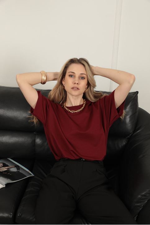 Zero Collar Oversize Two Thread T-Shirt-Burgundy
