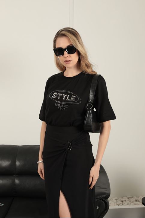 Süprem Kumaş Taş Detaylı Kadın Tişört-Siyah