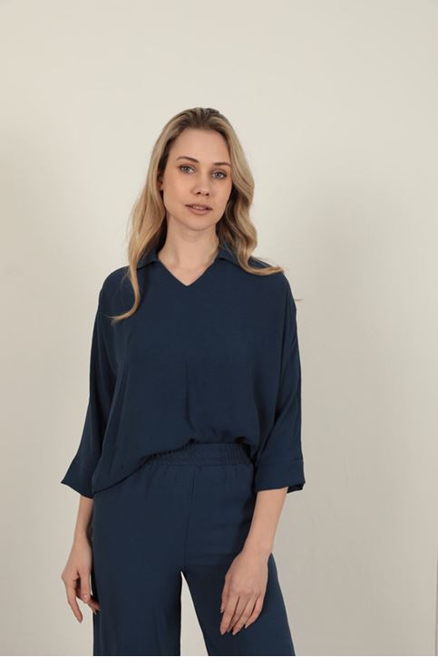 Женская рубашка с V-образным воротником - темно-синий
