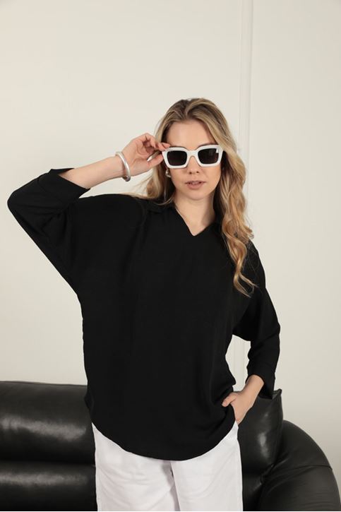 قميص نسائي برقبة على شكل حرف V - أسود