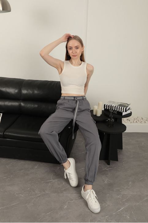  Женские брюки-карго с поясом - антрацит