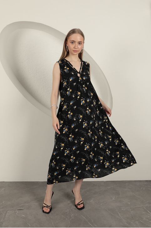Viskon Kumaş Çiçek Desenli Elbise-Siyah