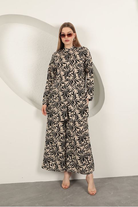 بدلة نسائية منقوشة من قماش الفسكوز - بيج