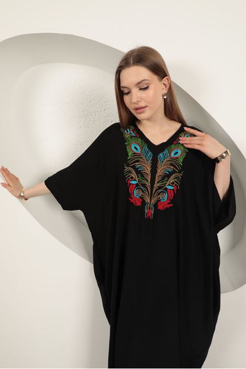 Viskon Kumaş Nakışlı Elbise-Siyah