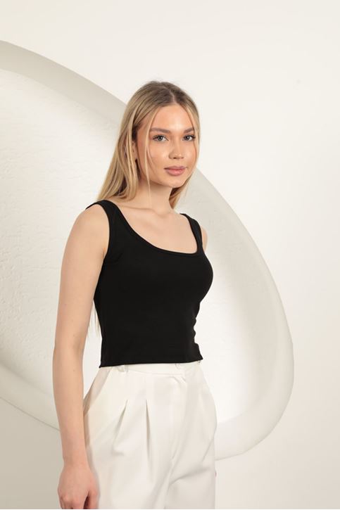 حمالة صدر قصيرة من قماش الفراولة والفيسكوز - أسود