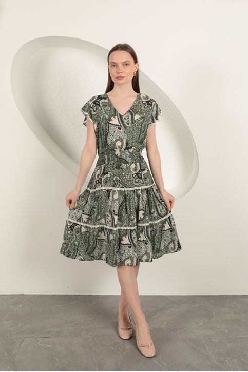 فستان فيسكوز مزخرف بنقشة زهور - أخضر