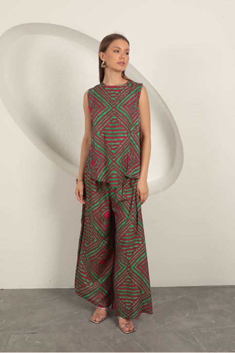 بدلة نسائية منقوشة من قماش الفسكوز - خضراء