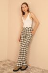 Plaid Fabric Comfy Fit Women'S Trouser - Brown